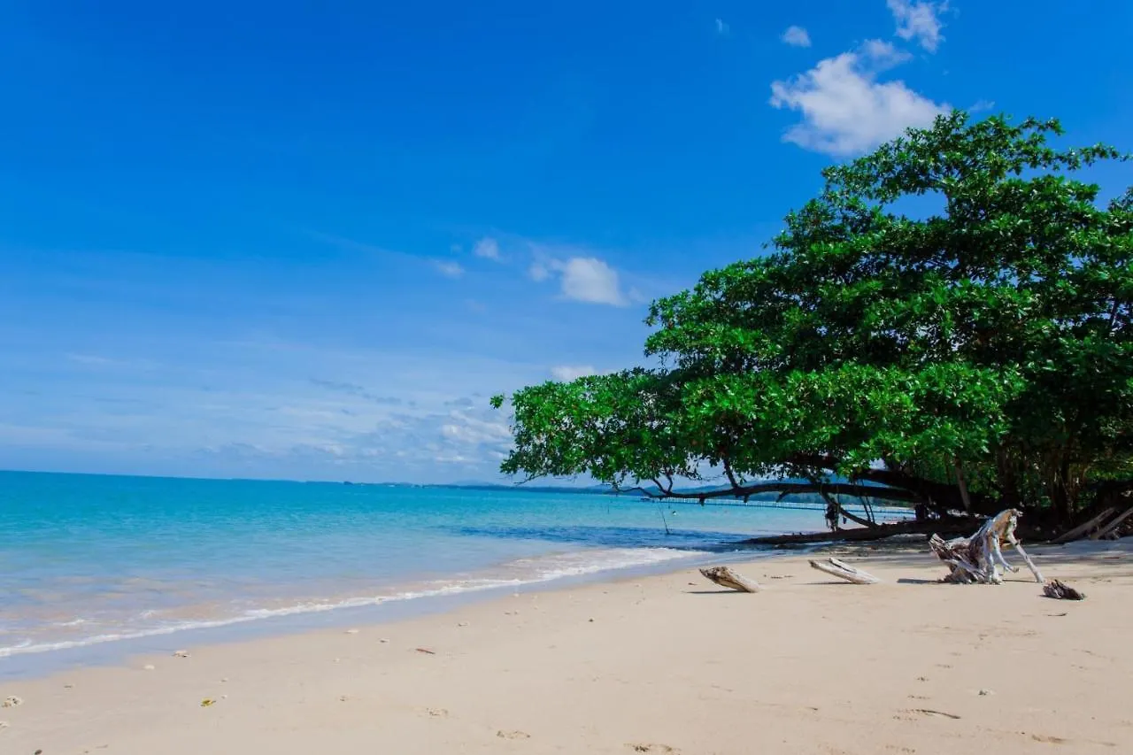 Coral Beach Pool Villa Khao Lak 0*,