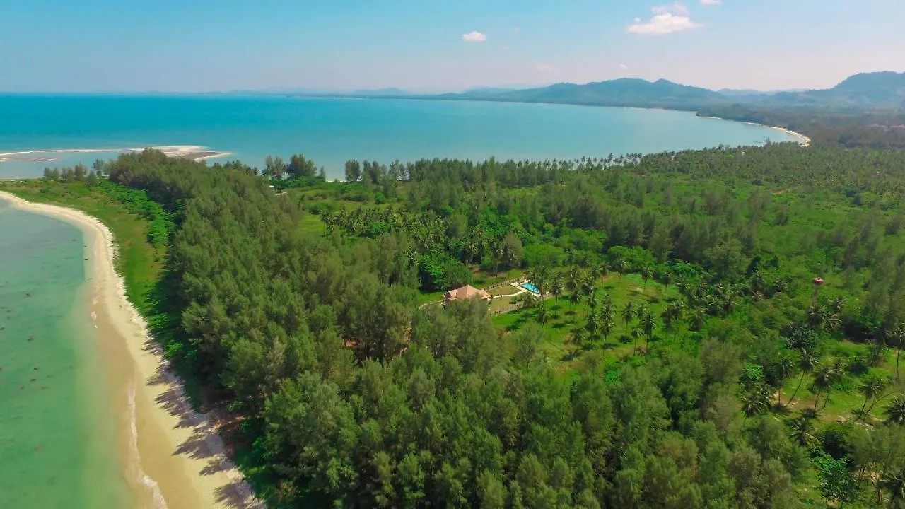 Coral Beach Pool Villa Khao Lak 0*,  Thailand